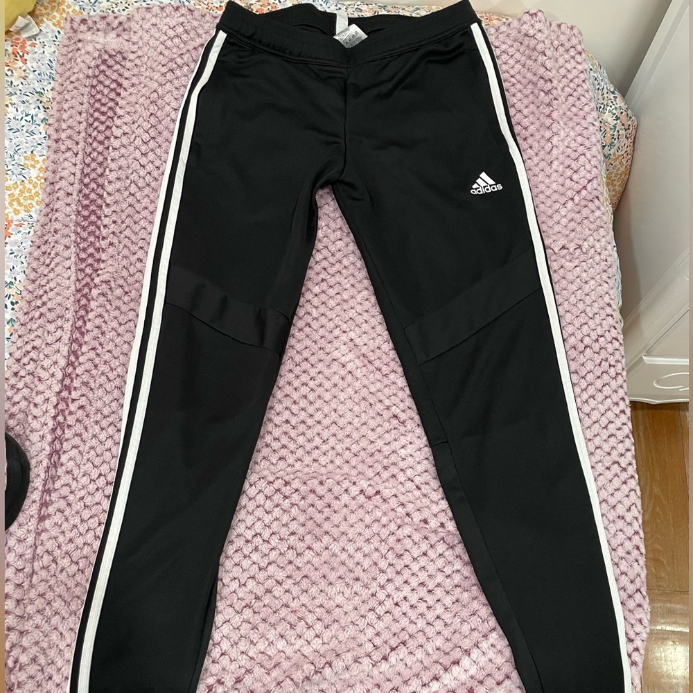 Adidas sweats size S